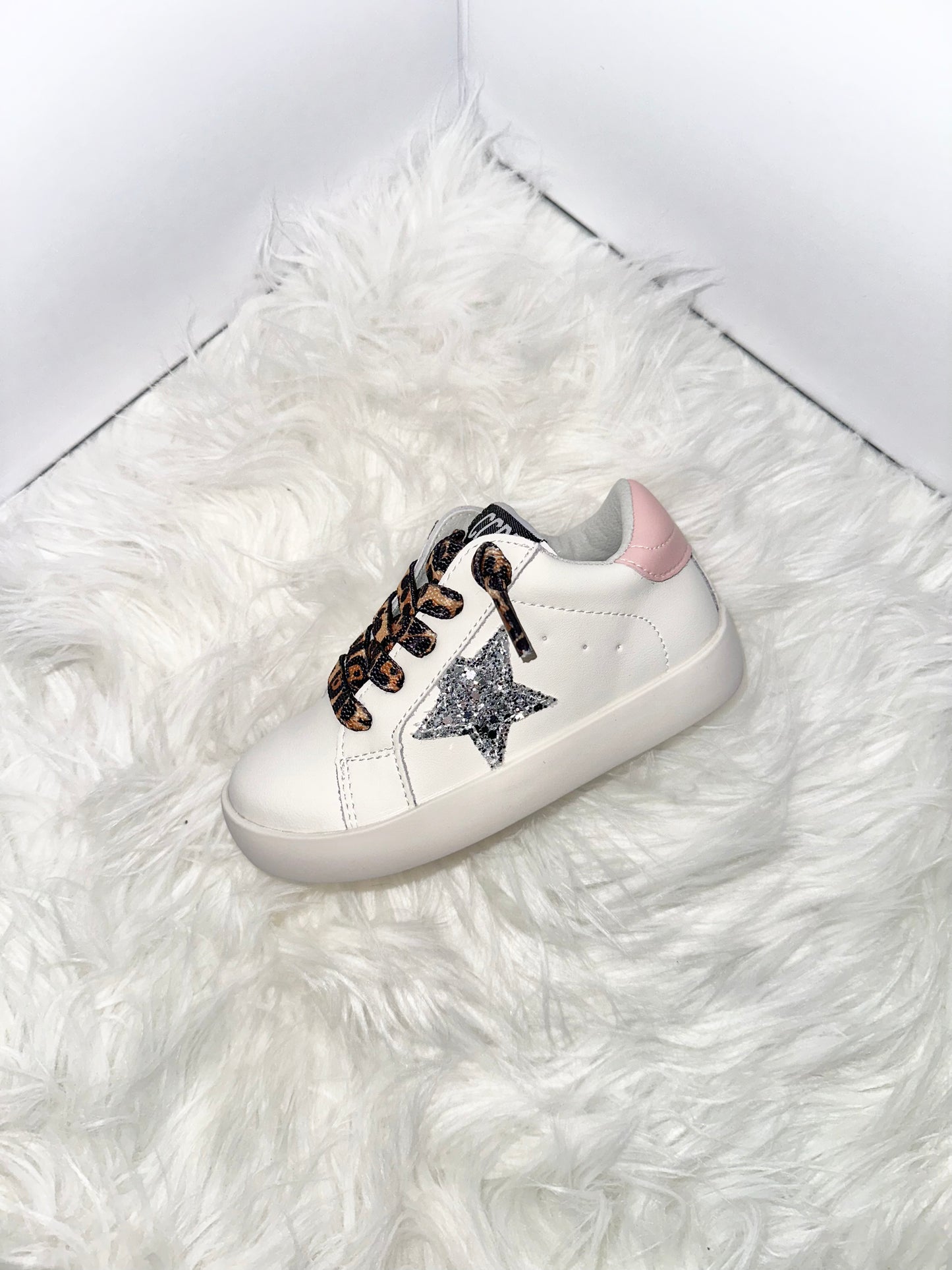 Cheetah laces star sneaker
