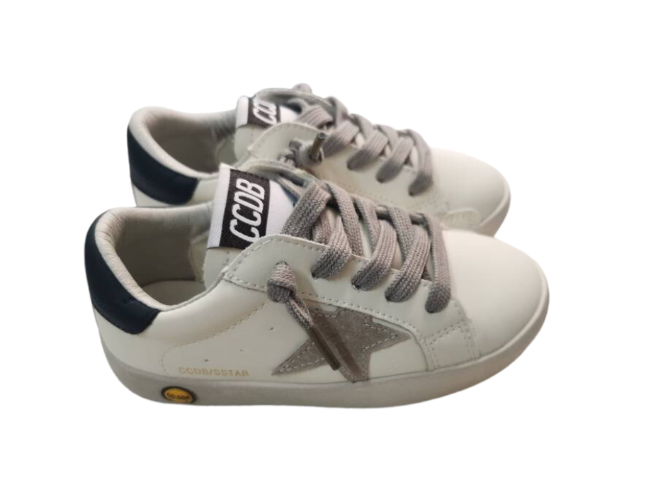 Grey star sneaker