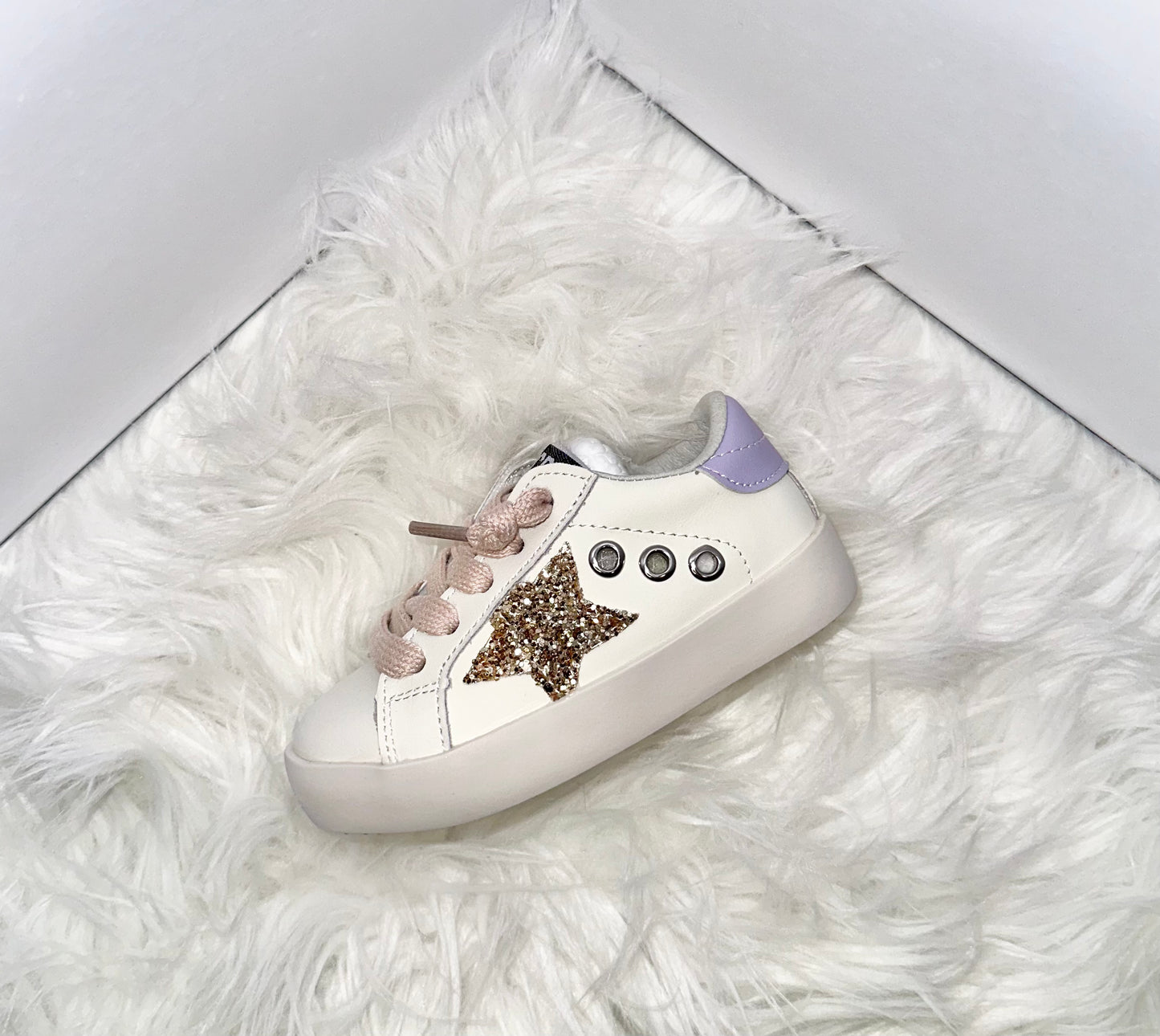 Lilac Lilly star shoe