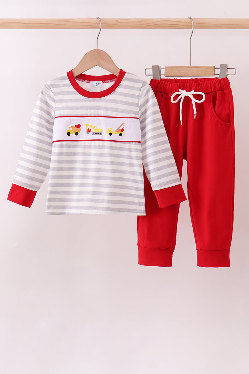 Red stripe construction embroidery pants set