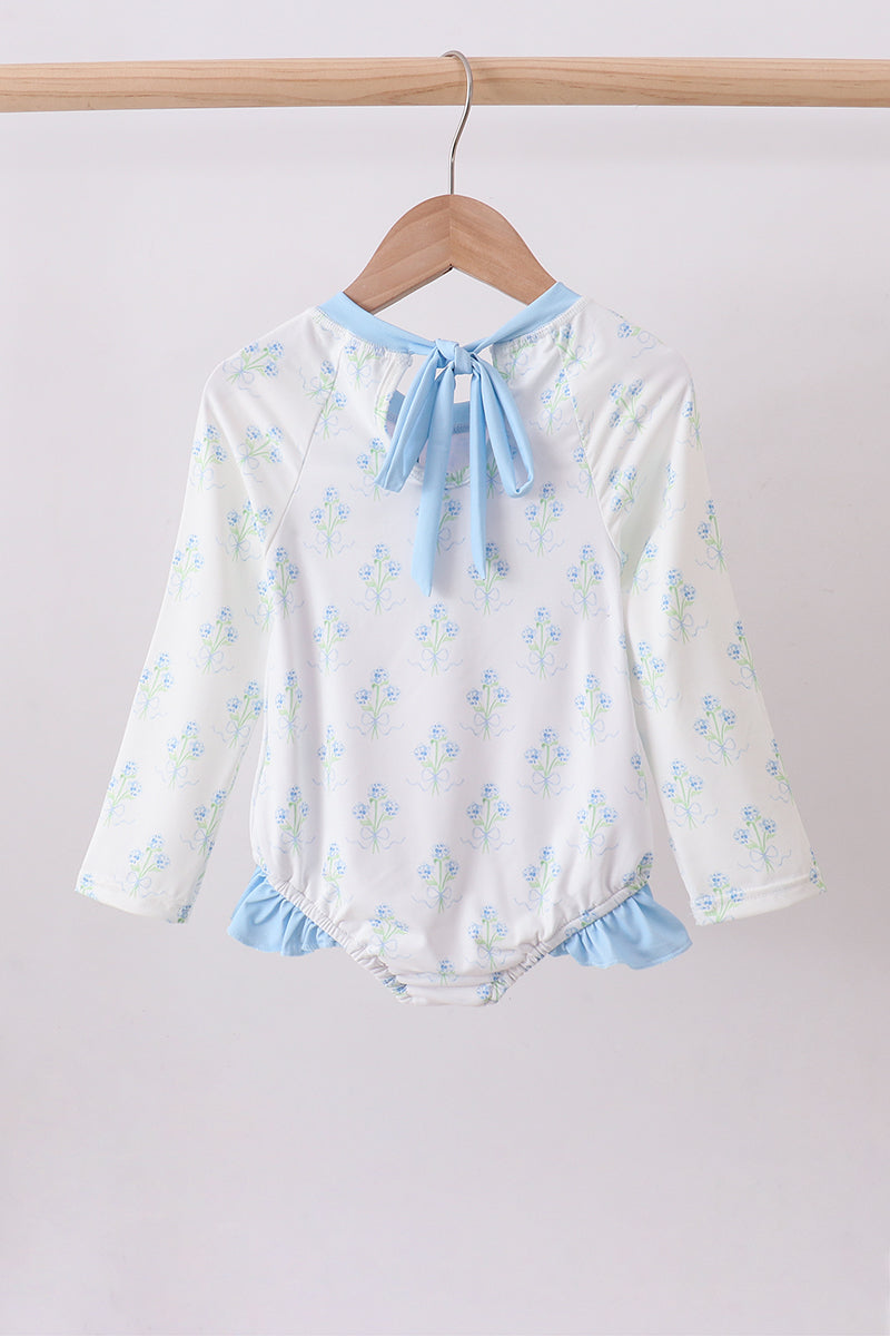 Blue I love MOM embroidery hydrangea rashgaurd