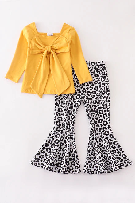 Mustard leopard bells