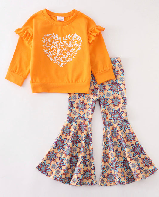 Bell bottom set